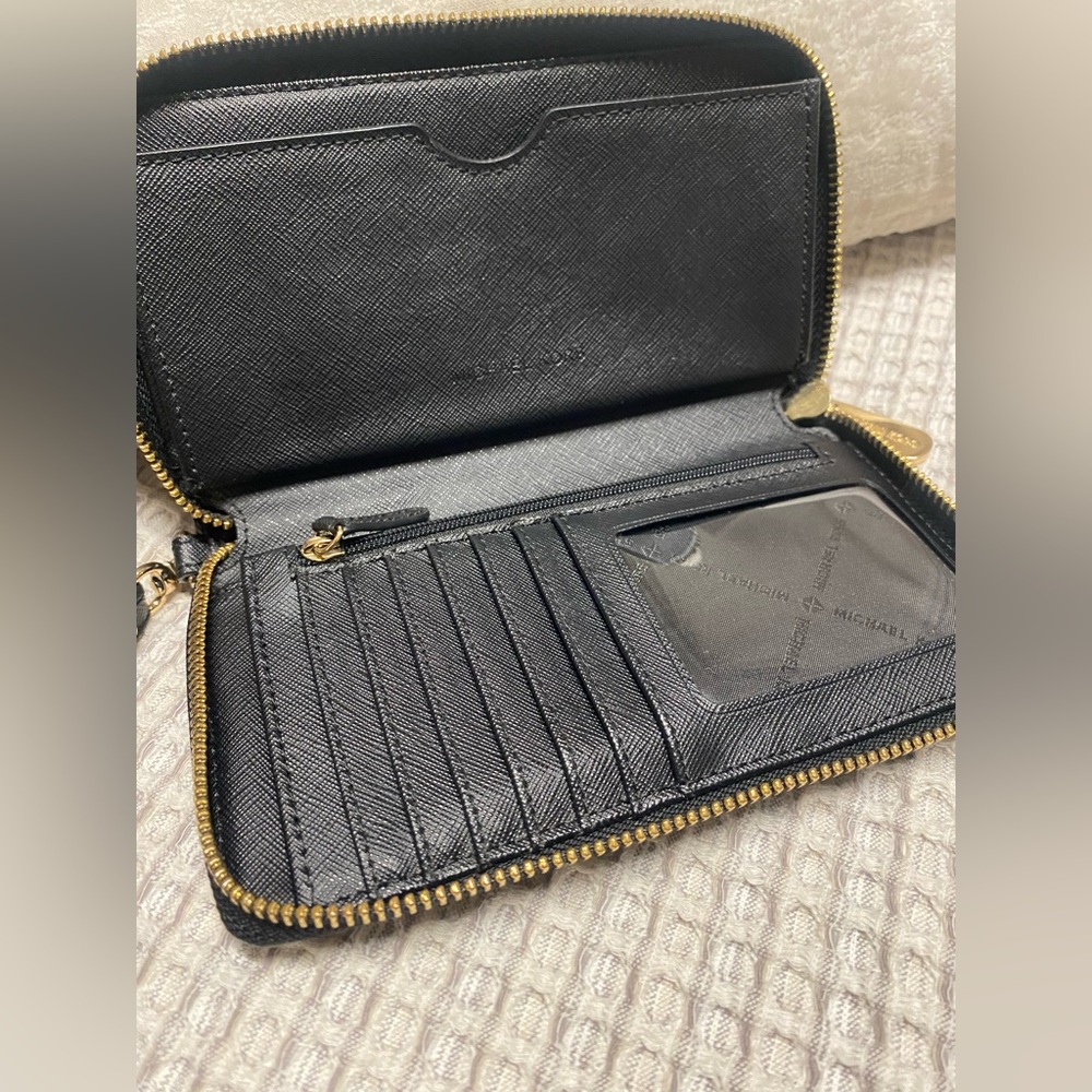 Michael Kors Black Wristlet Wallet - Picture 5 of 7